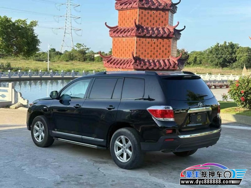 13年丰田汉兰达轿车抵押车出售