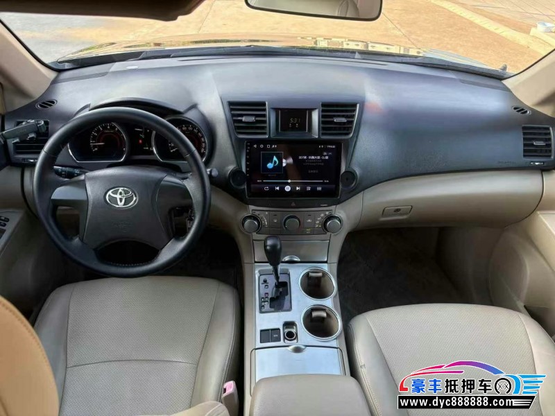 13年丰田汉兰达轿车抵押车出售