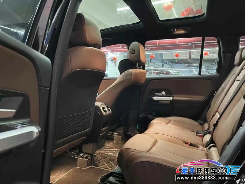 23年奔驰GLB轿车抵押车出售