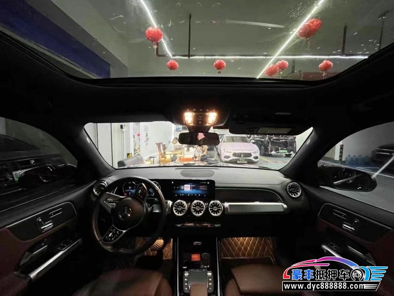 23年奔驰GLB轿车抵押车出售