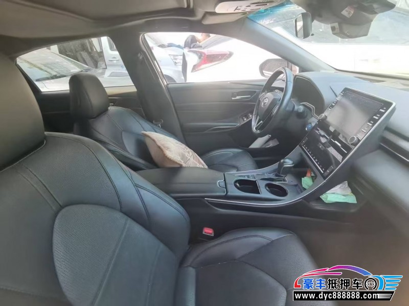 21年丰田亚洲龙轿车抵押车出售