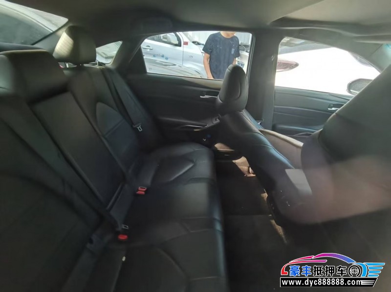 21年丰田亚洲龙轿车抵押车出售