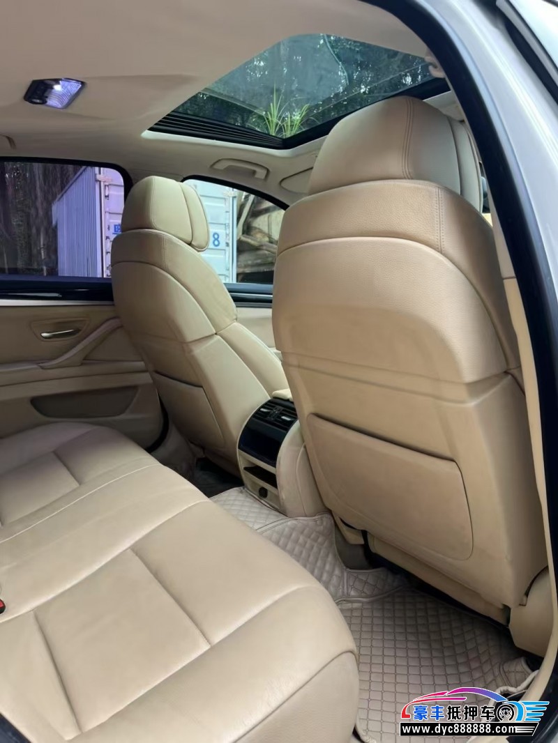 13年宝马5系轿车抵押车出售