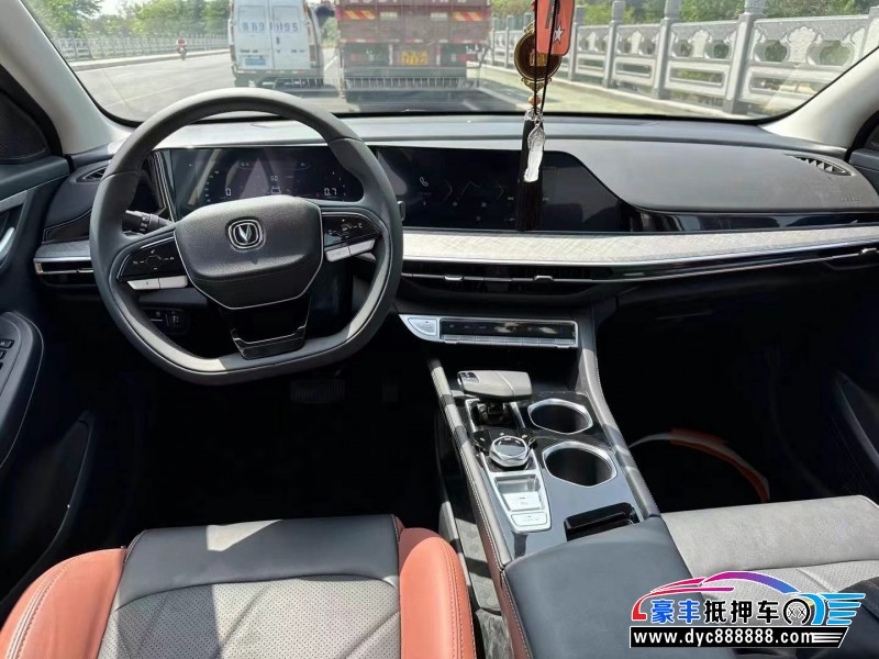 24年长安逸动轿车抵押车出售