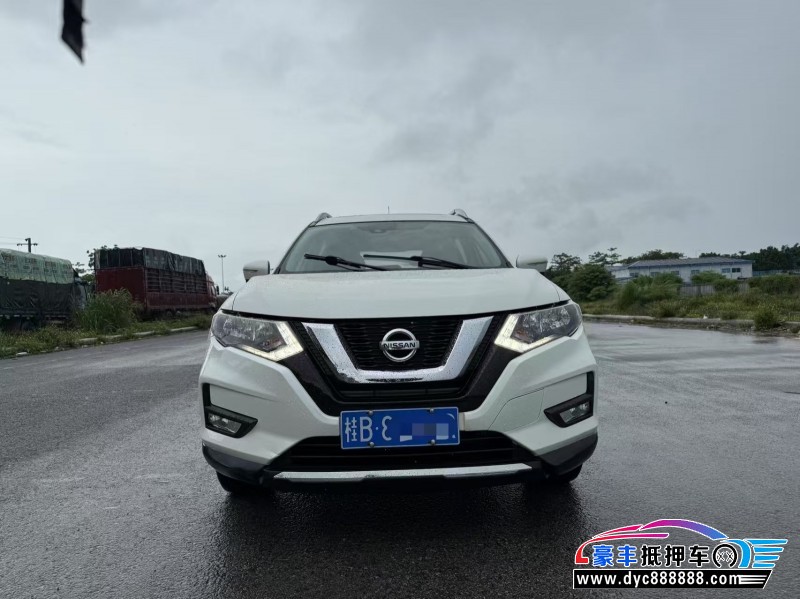 19年日产奇骏轿车抵押车出售