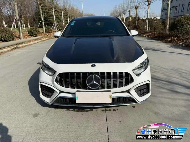 20年奔驰A轿车抵押车出售