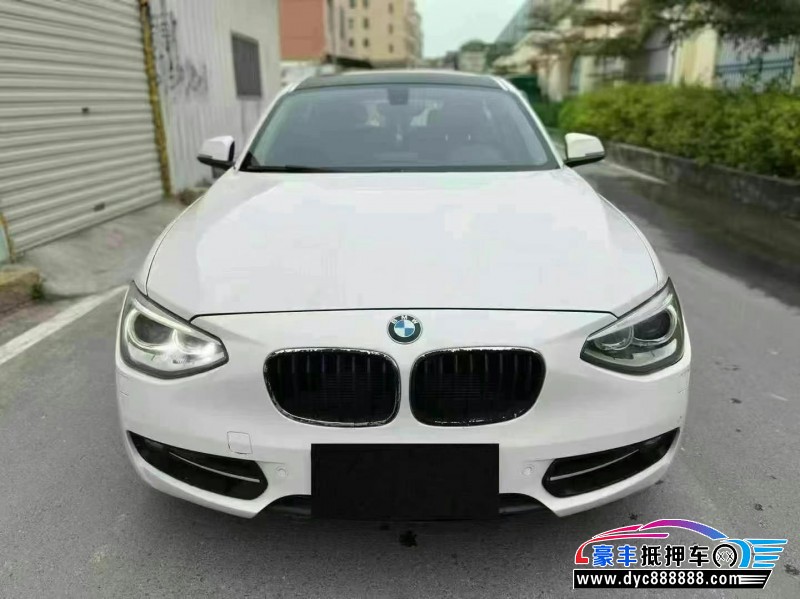 15年宝马1系轿车抵押车出售