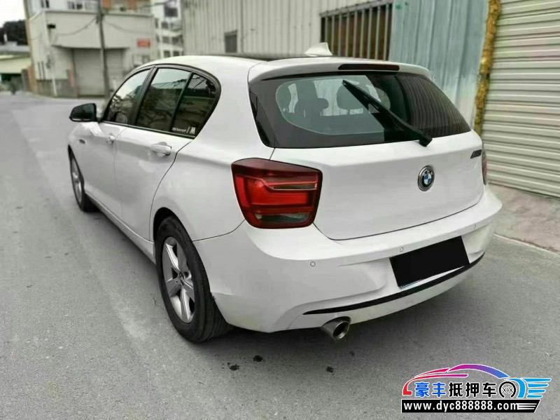 15年宝马1系轿车抵押车出售