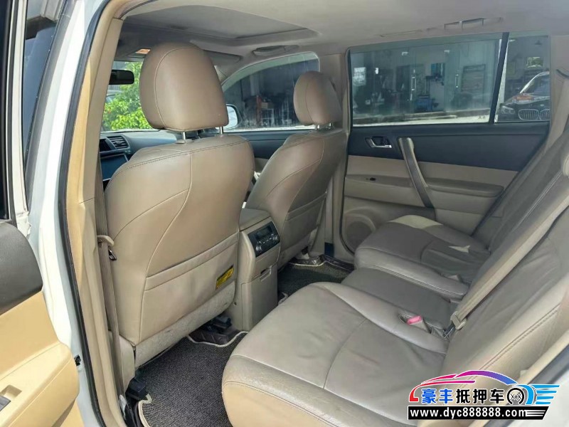 12年丰田汉兰达SUV抵押车出售