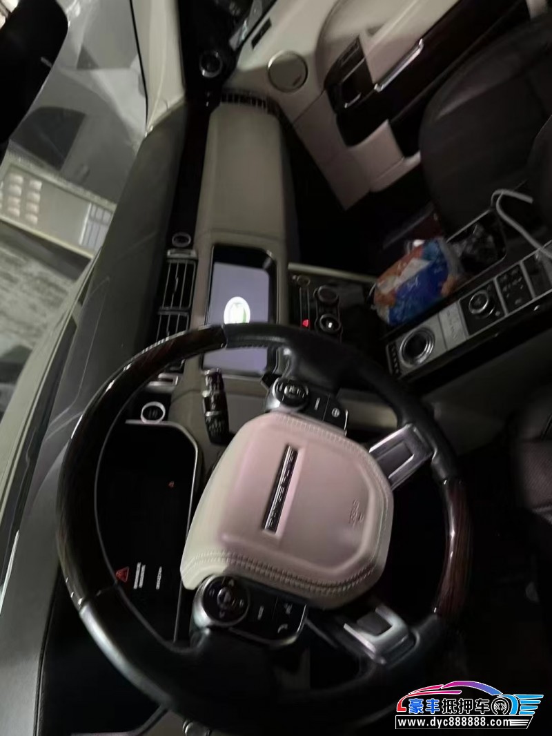 18年路虎揽胜行政轿车抵押车出售