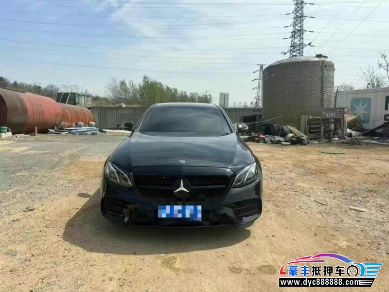 抵押车出售18年奔驰E轿车
