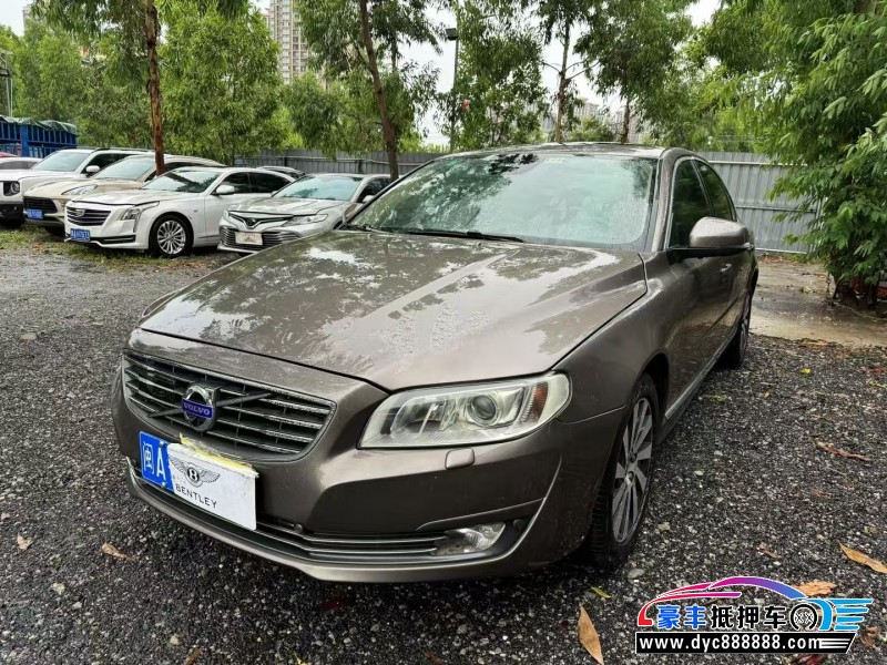 15年沃尔沃S80L轿车抵押车出售