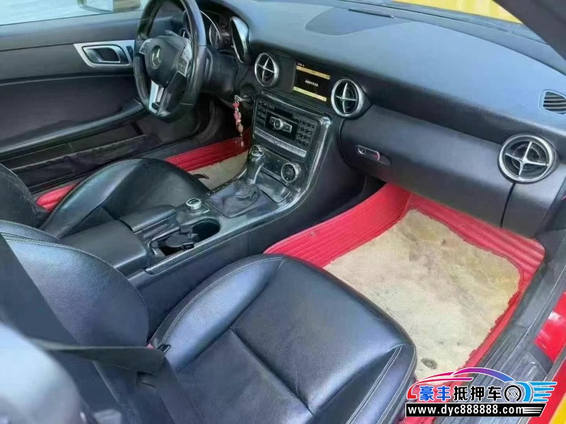 12年奔驰SLK轿车抵押车出售