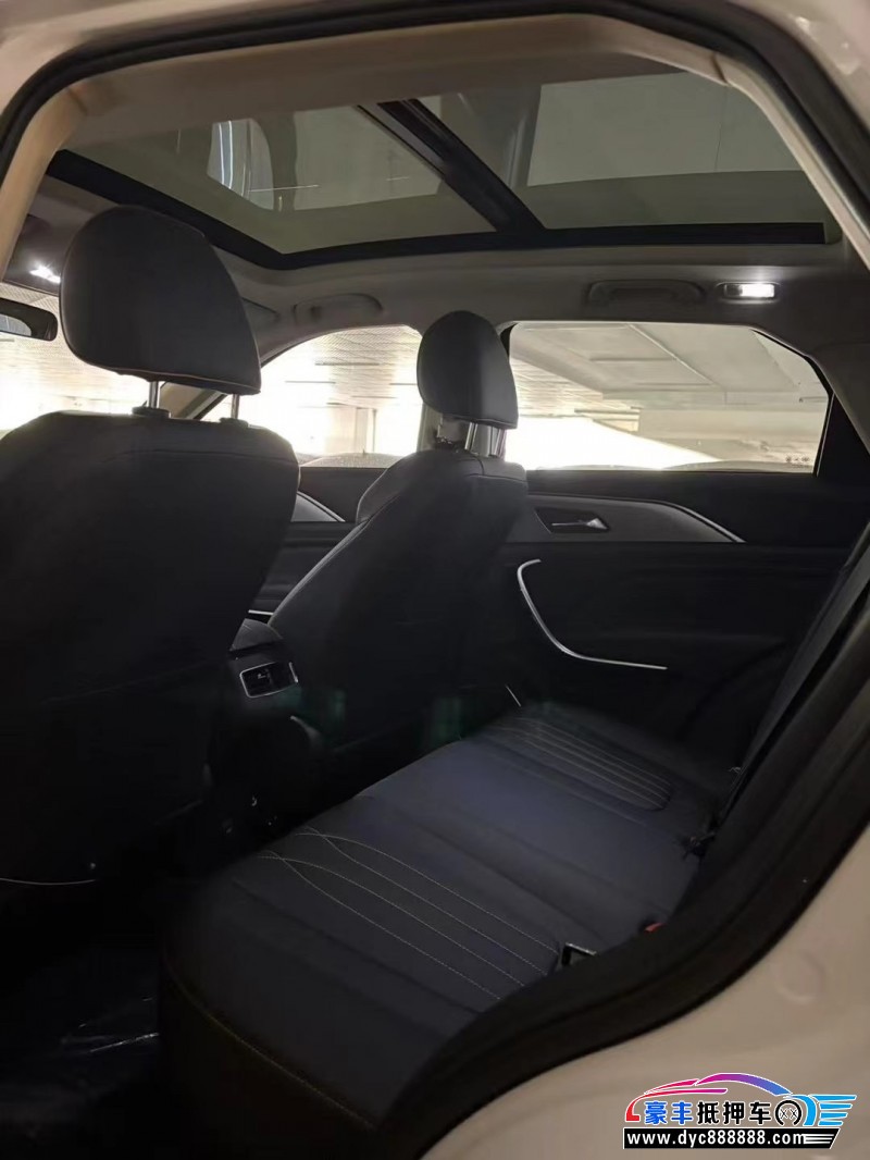 24年奔腾T77轿车抵押车出售