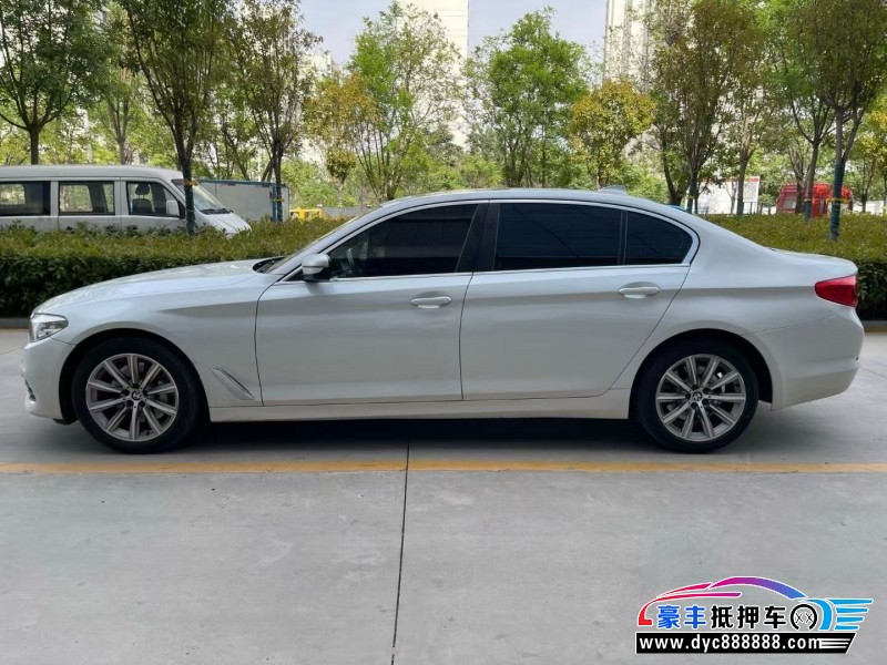 18年宝马5系轿车抵押车出售