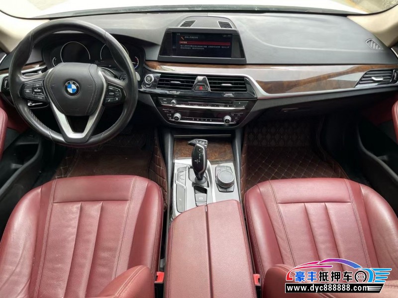 18年宝马5系轿车抵押车出售