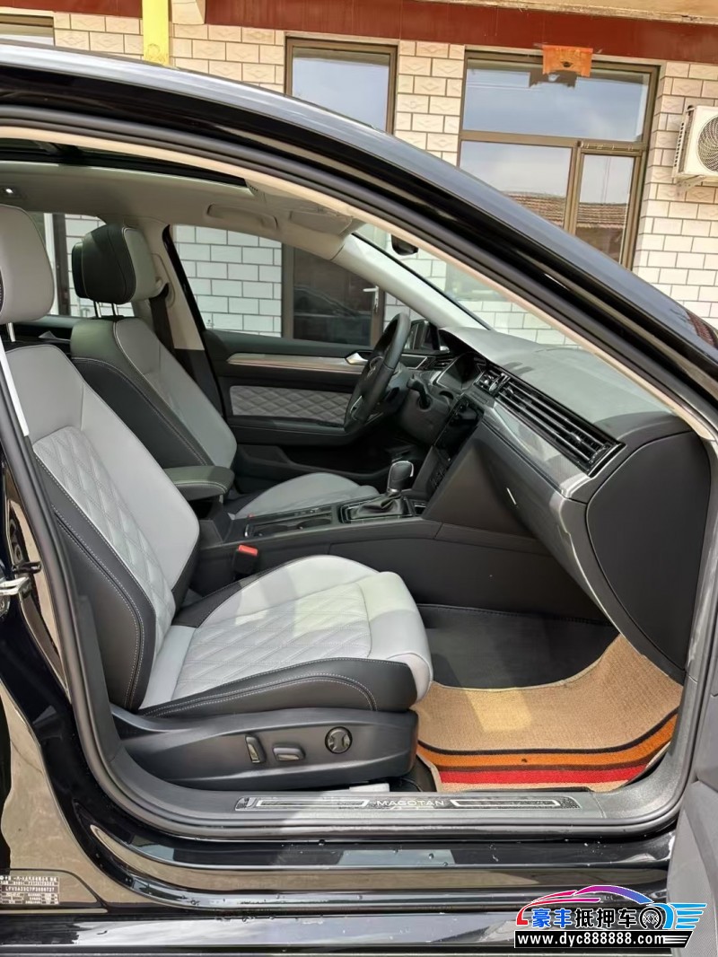 23年大众迈腾轿车抵押车出售