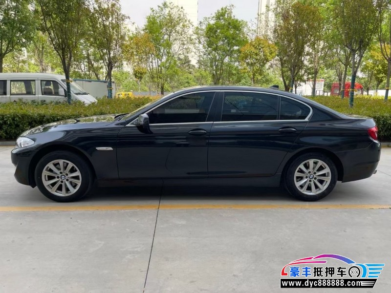 13年宝马5系轿车抵押车出售