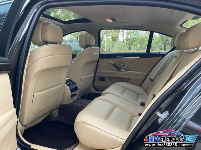 13年宝马5系轿车抵押车出售