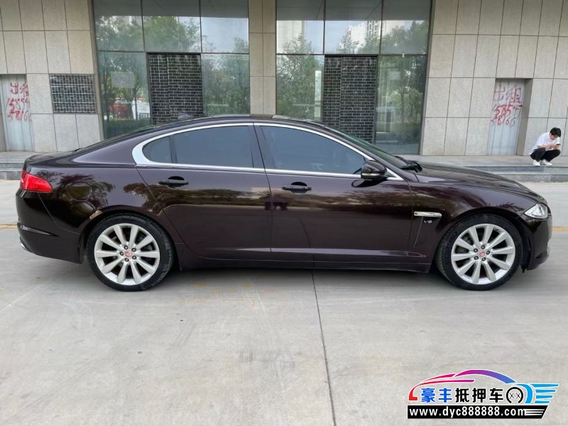 15年捷豹XF轿车抵押车出售