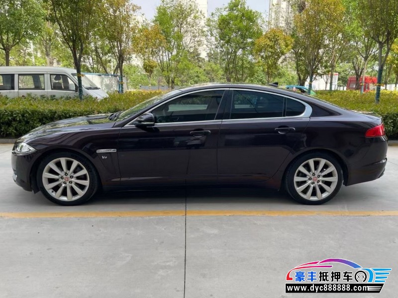 15年捷豹XF轿车抵押车出售