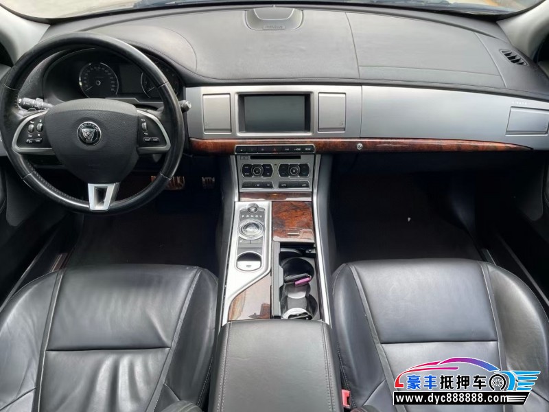 15年捷豹XF轿车抵押车出售