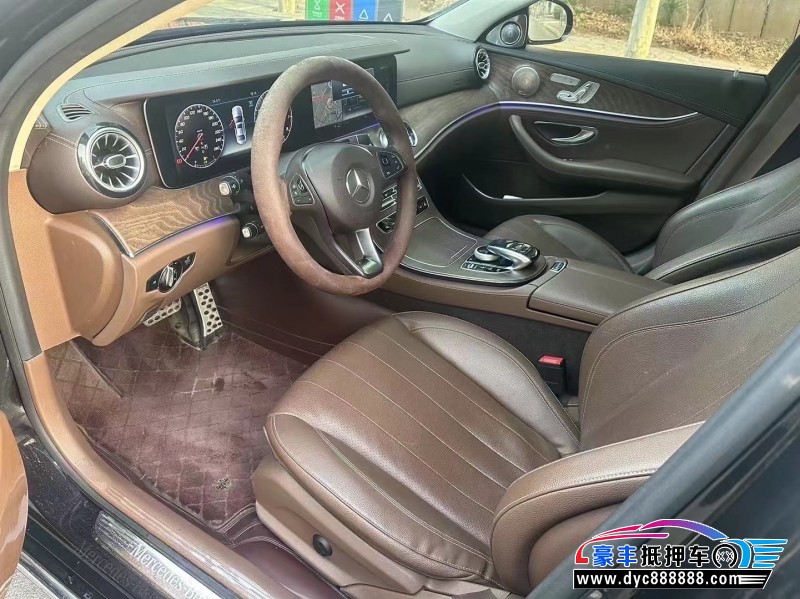 17年奔驰E轿车抵押车出售