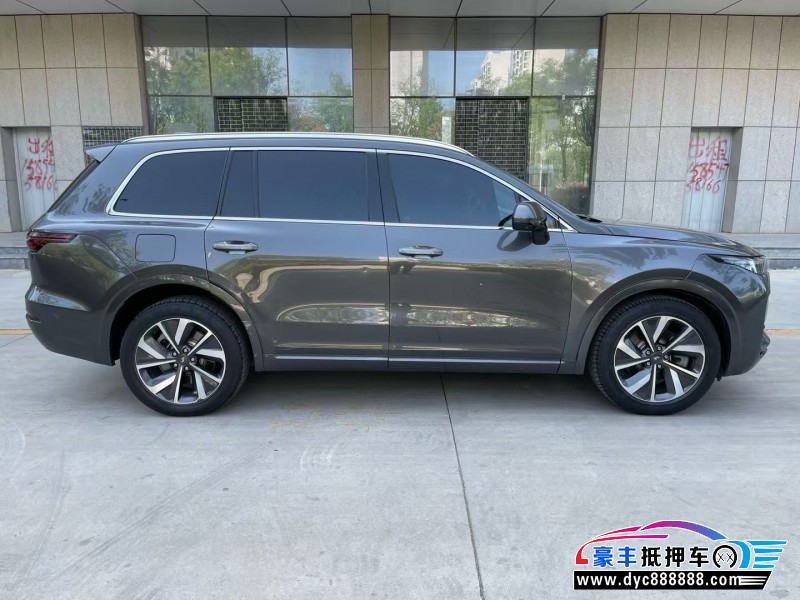 22年理想ONE轿车抵押车出售