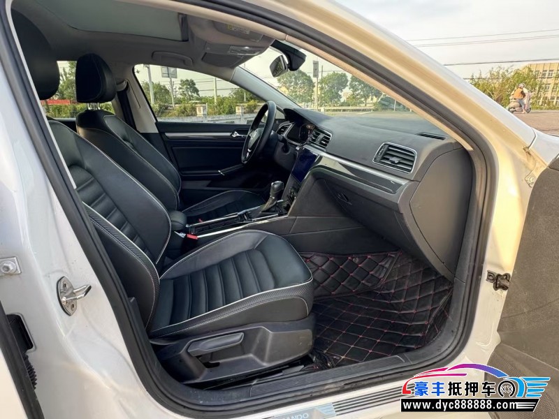 19年大众凌渡轿车抵押车出售