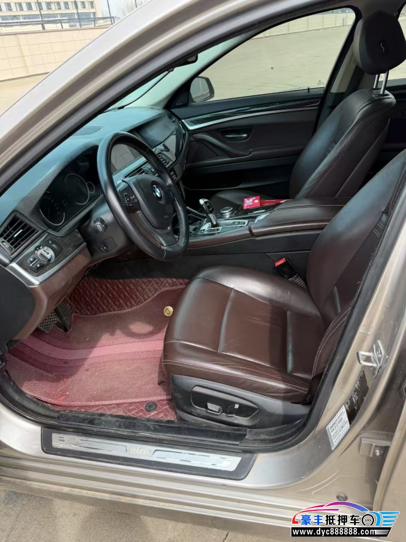 17年宝马5系轿车抵押车出售