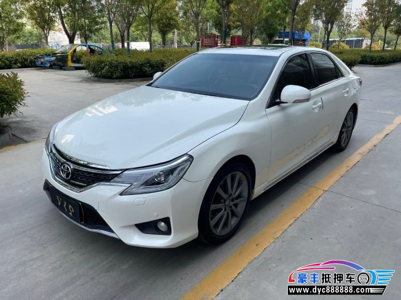14年丰田锐志轿车抵押车出售
