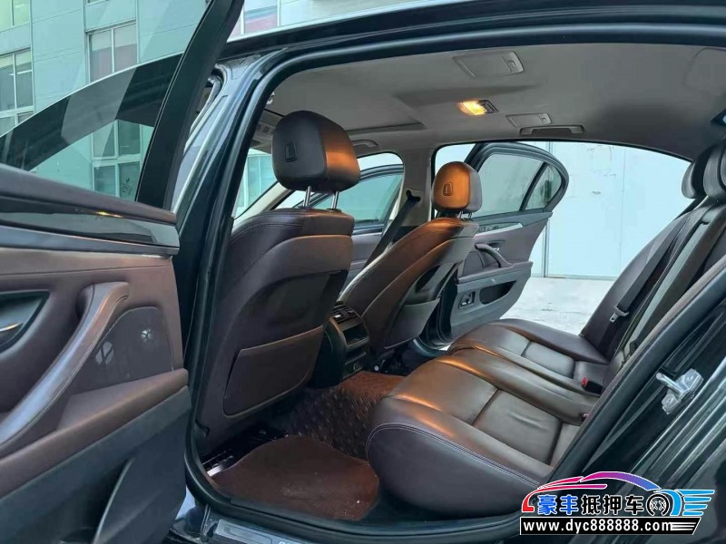 17年宝马5系轿车抵押车出售