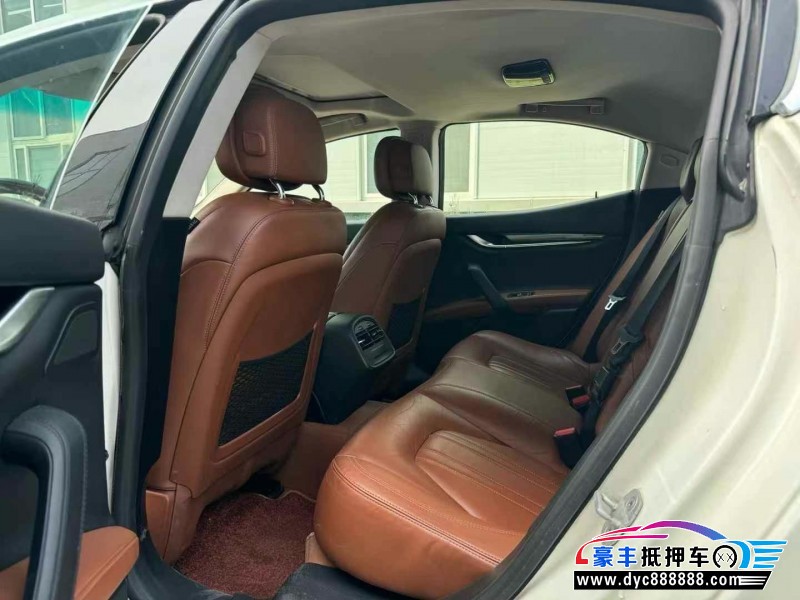 14年玛莎拉蒂Ghibli轿车抵押车出售