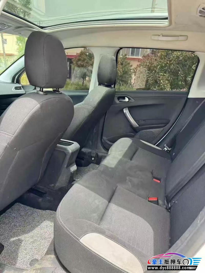 17年标致2008轿车抵押车出售