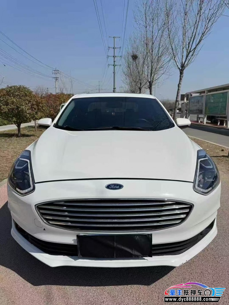 21年福特福睿斯轿车抵押车出售