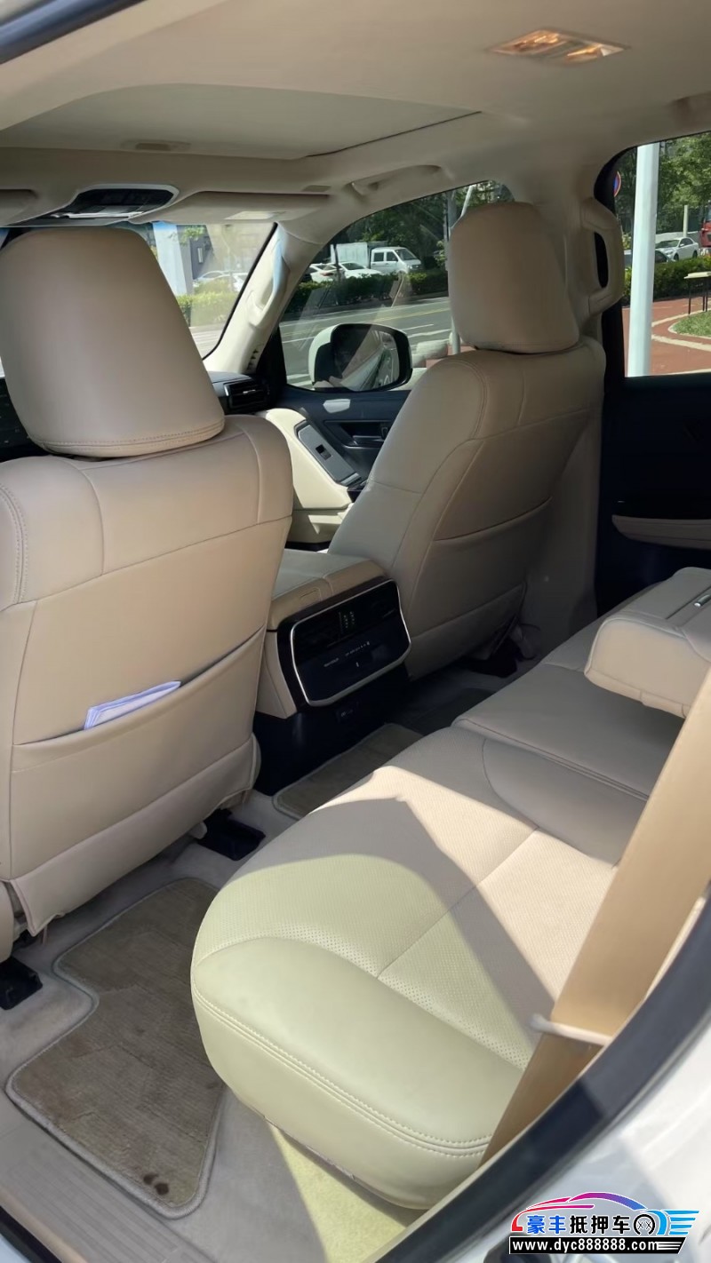 24年丰田兰德酷路泽（陆巡）轿车抵押车出售