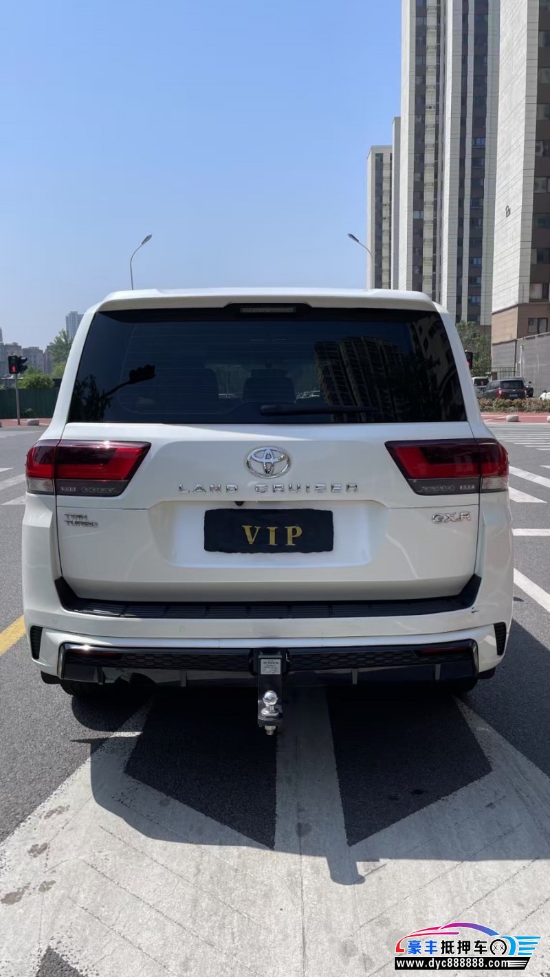 24年丰田兰德酷路泽（陆巡）轿车抵押车出售