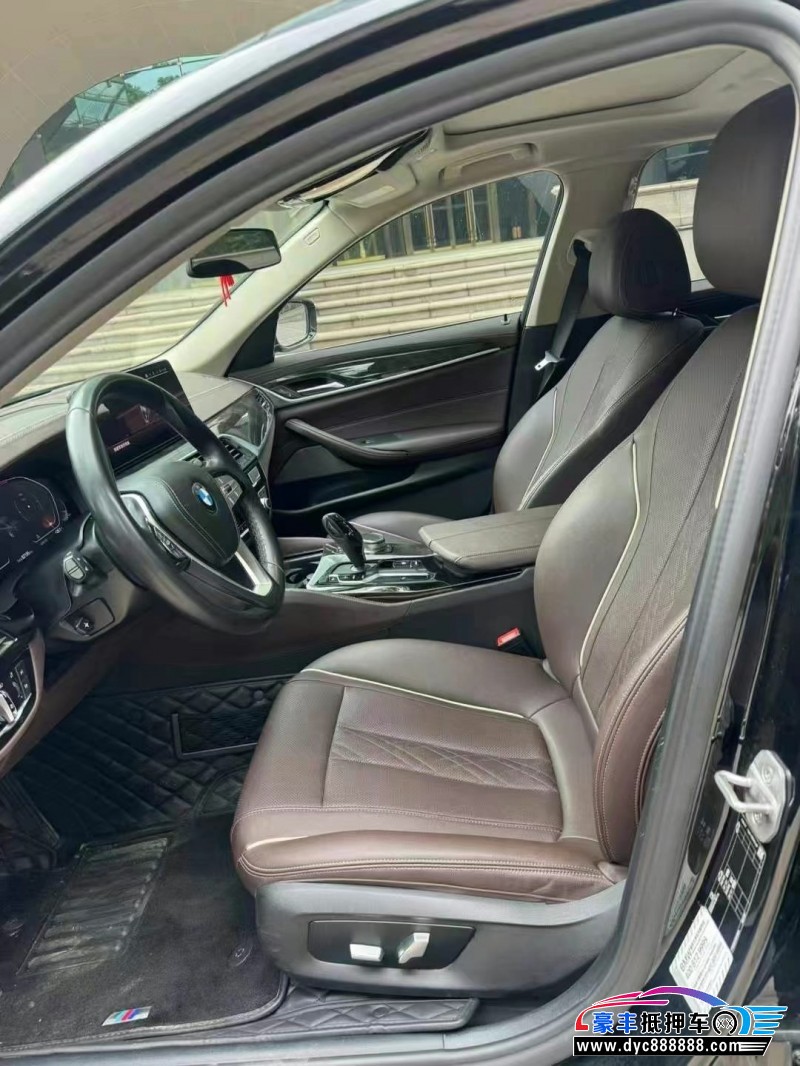 21年宝马5系轿车抵押车出售