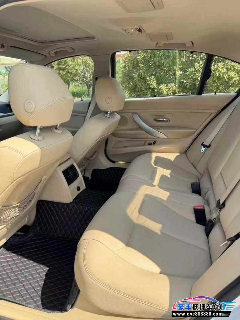 15年宝马3系轿车抵押车出售