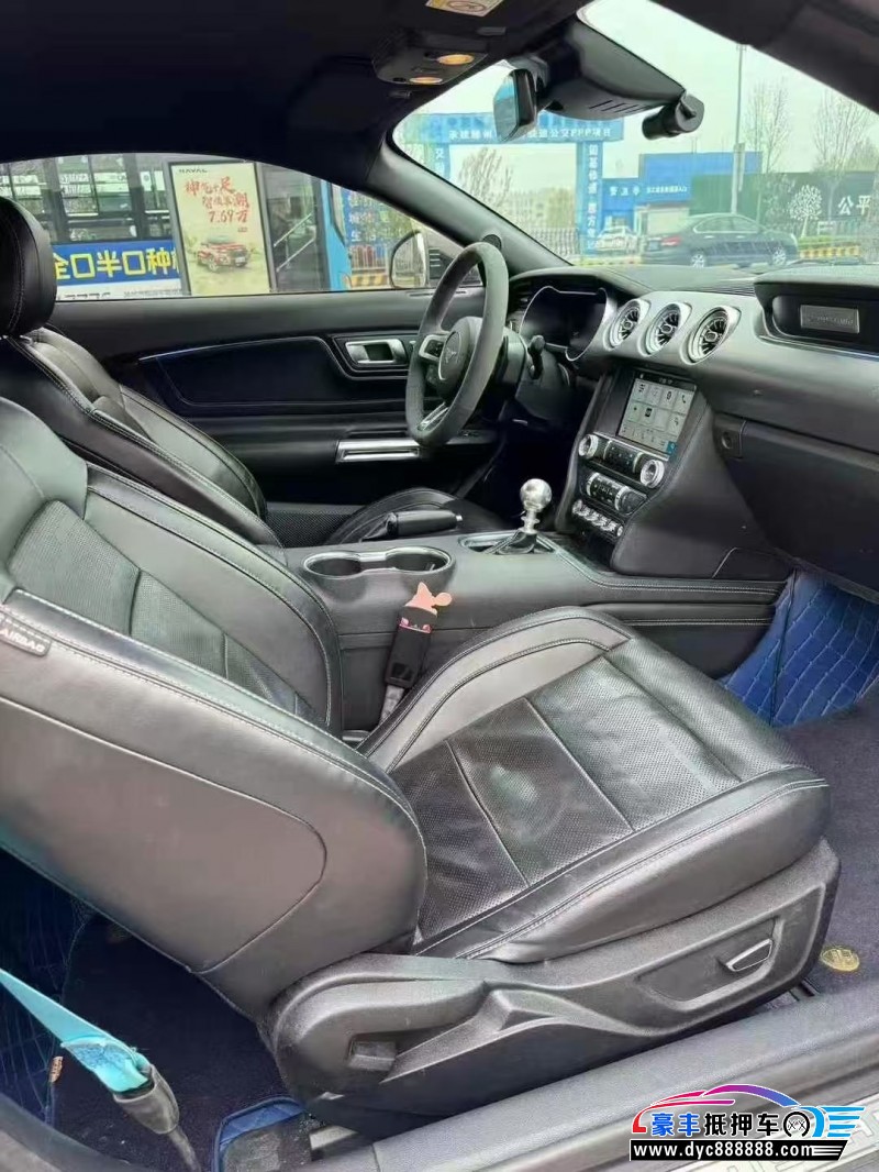 20年福特玛斯丹轿车抵押车出售