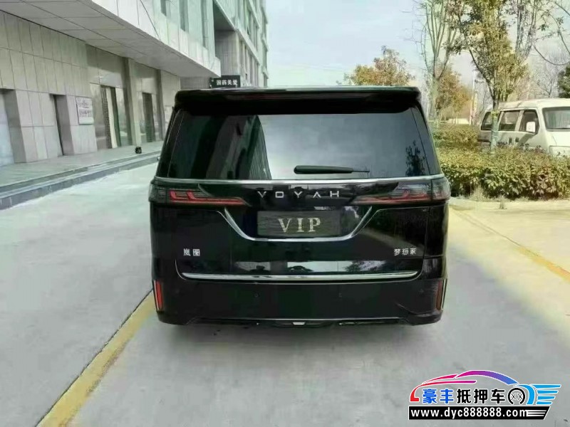 22年岚图梦想家轿车抵押车出售