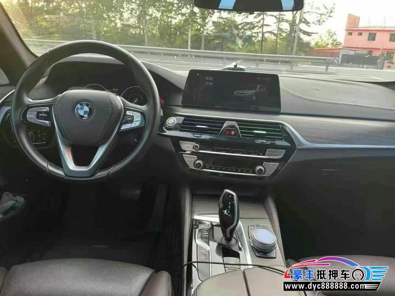 19年宝马5系轿车抵押车出售