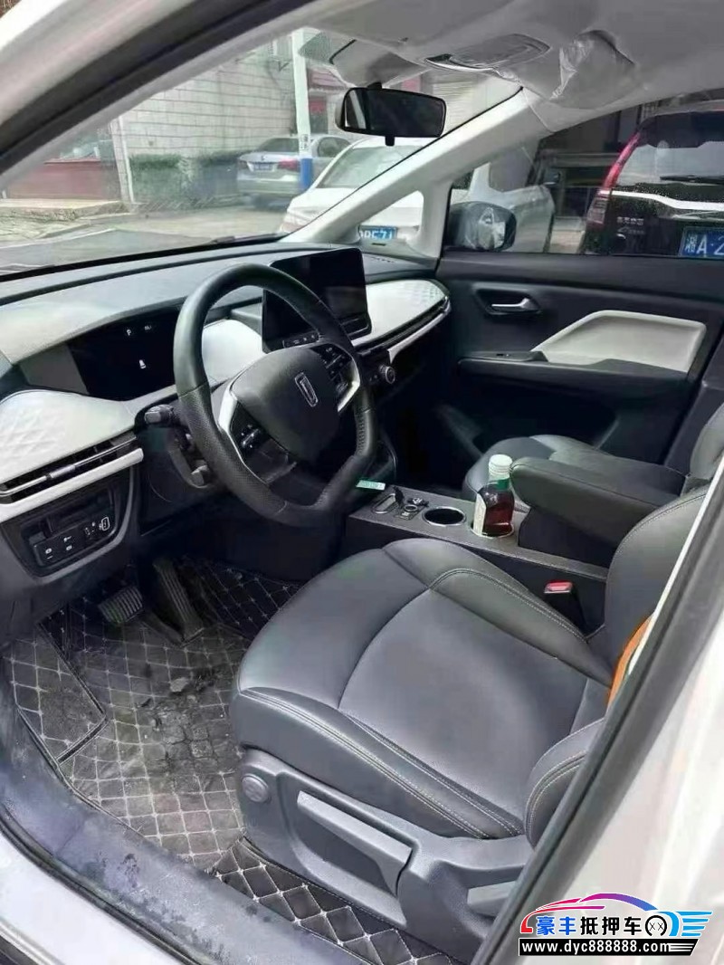 24年奔腾奔腾NAT轿车抵押车出售