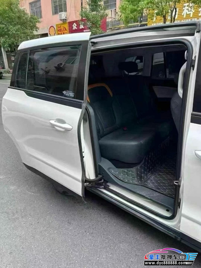 24年奔腾奔腾NAT轿车抵押车出售