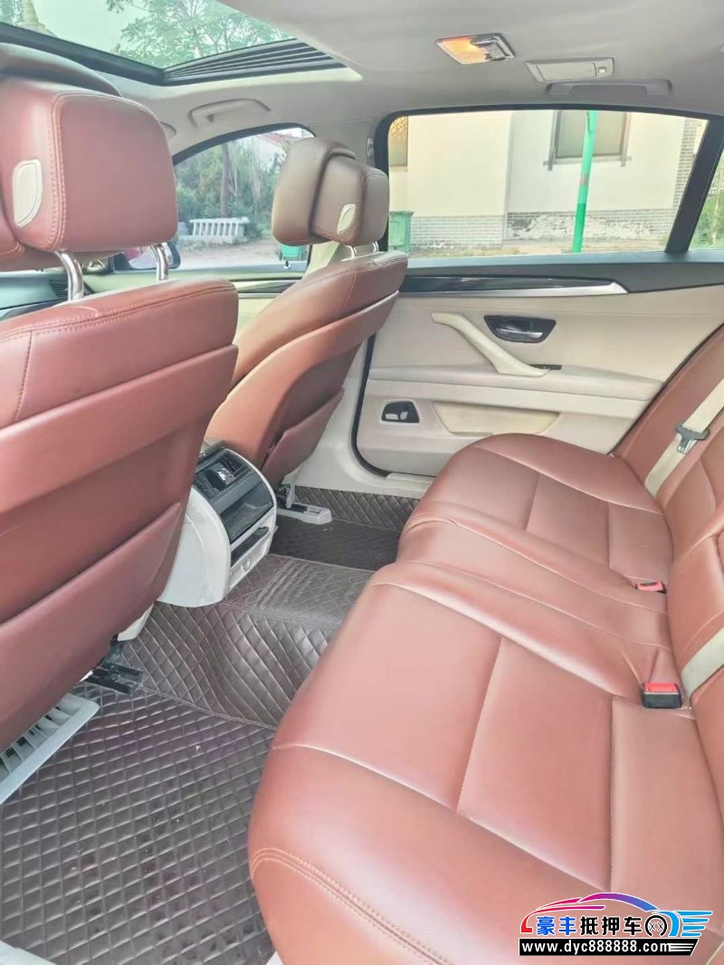 11年宝马5系轿车抵押车出售