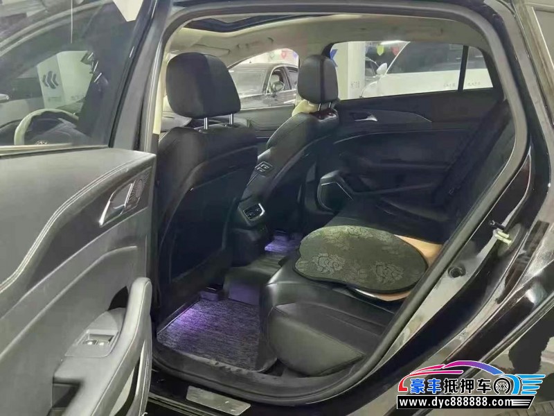 22年红旗H5轿车抵押车出售