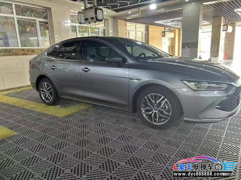 23年比亚迪秦轿车抵押车出售