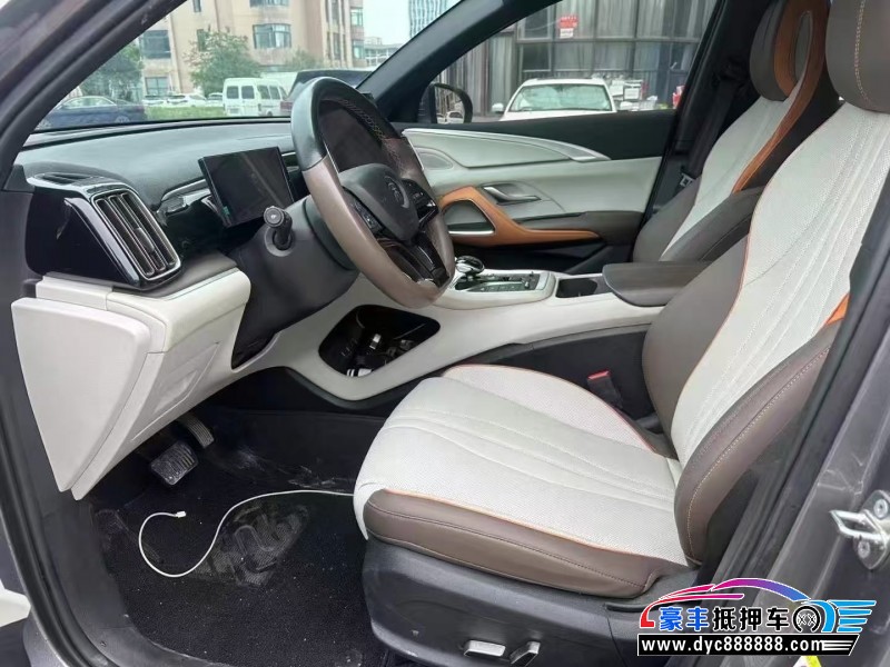 23年比亚迪宋轿车抵押车出售