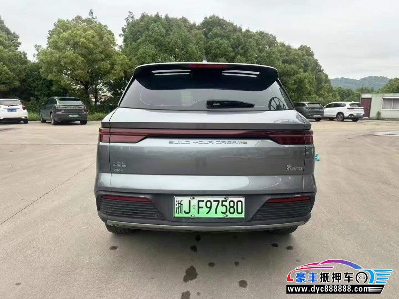 23年比亚迪宋轿车抵押车出售