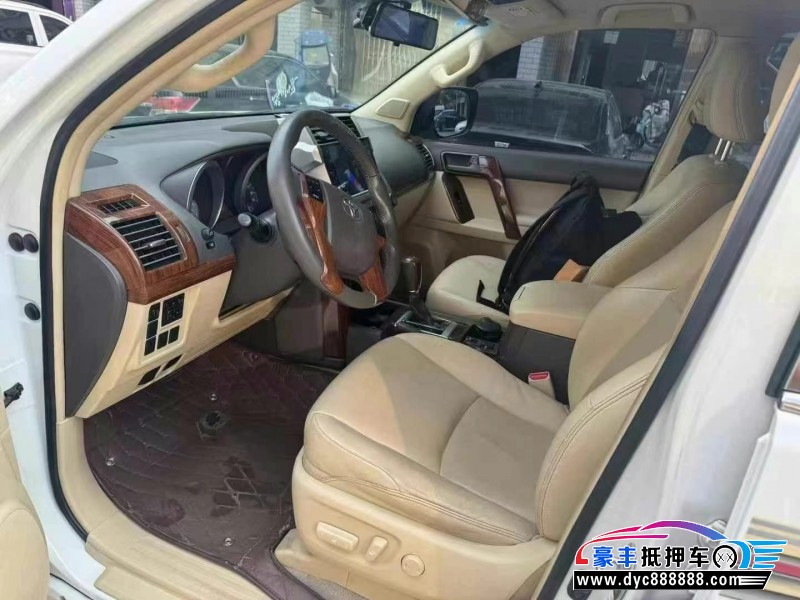 16年丰田普拉多（霸道）轿车抵押车出售